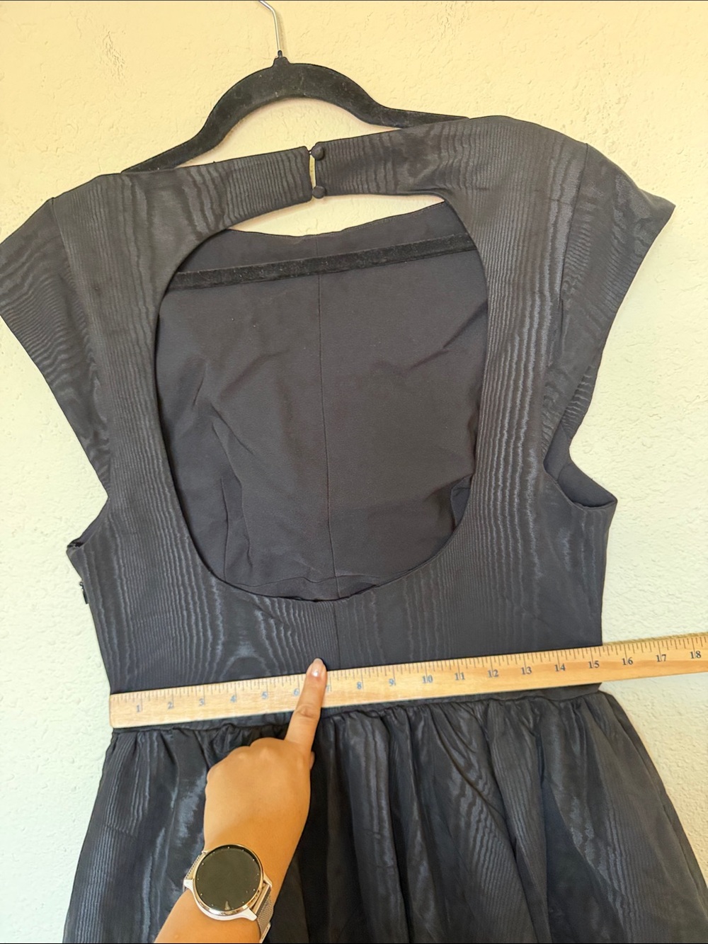 House of CB Debutante Black Moire Satin Backless Midi Dress NWOT size L - Picture 7 of 13